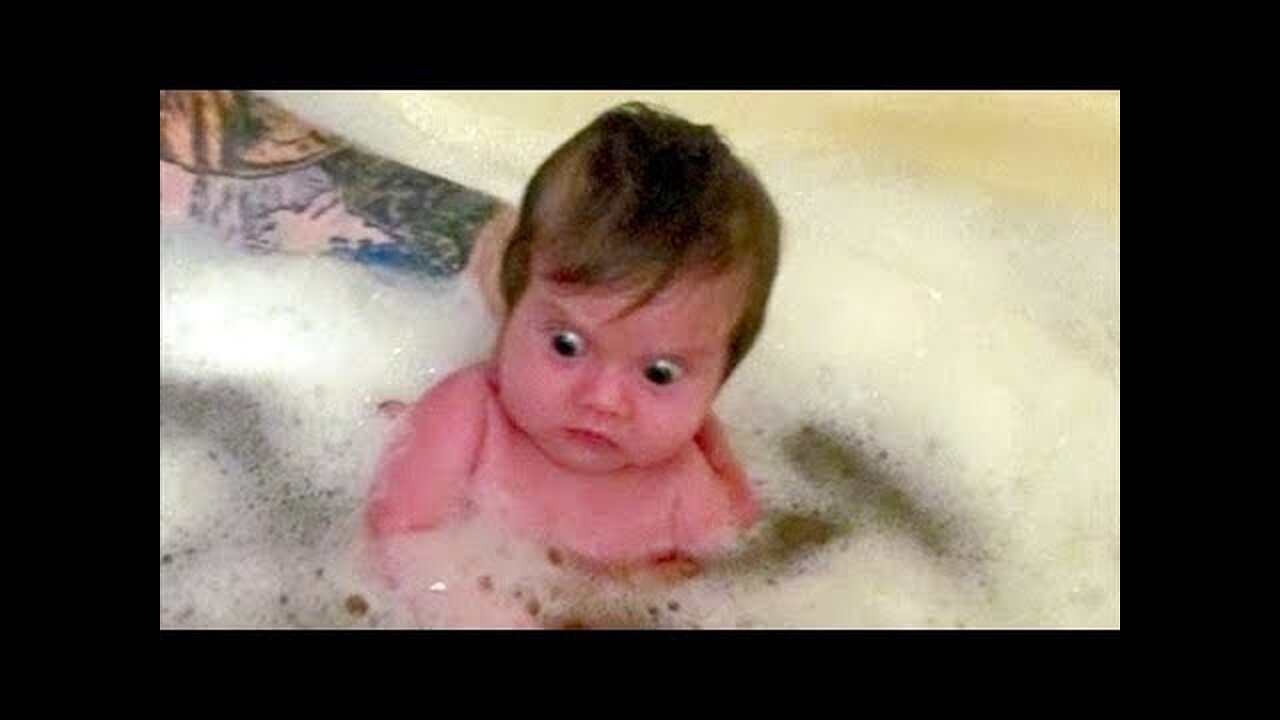 Stop SCARING me! The FUNNEST BABY JUMPSCARES and REACTIONS 👶