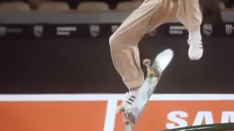 🤯🔥 Epic Skateboarding Trick by Vincent Milou! | FeedMyCuriosity
