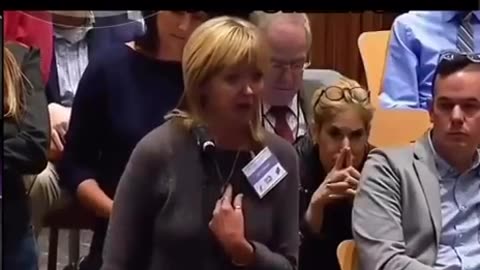 A Nurse With 20 Years Experience Speaks The Truth About The Harms and Deaths Vaccines Are Causing.