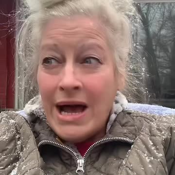 60 Seconds With God - Be still!!! God is waiting for you #christiantruths #godsword