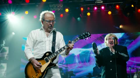 Feels Like the First Time - Foreigner (live)