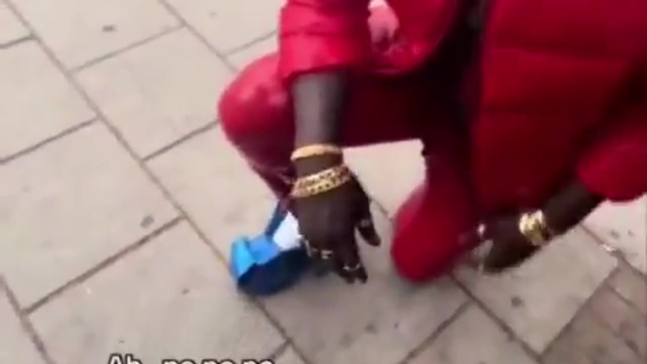 African Molests Schoolgirl