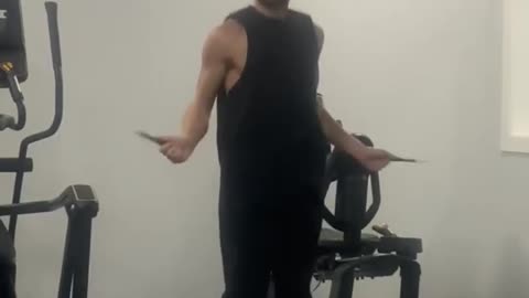 round 7 of 10 from hiit workout #1 ✝️