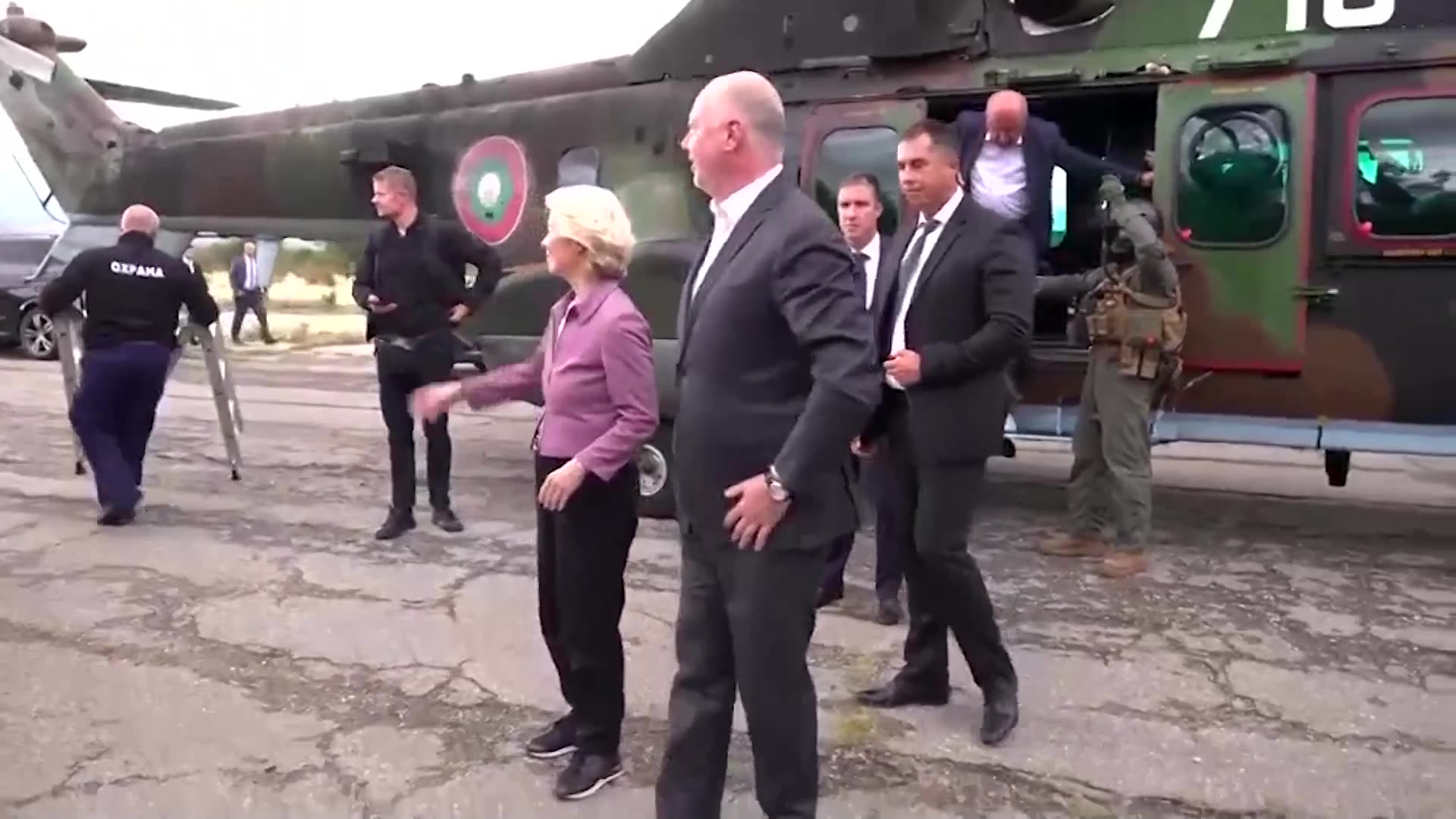 EU suspects Russia jammed von der Leyens plane GPS system