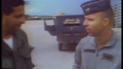 Vietnam War Cobra Gunship mission firing Flechettes (Combat Footage)