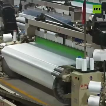 🇨🇳 Why is Chinese clothing so cheap?