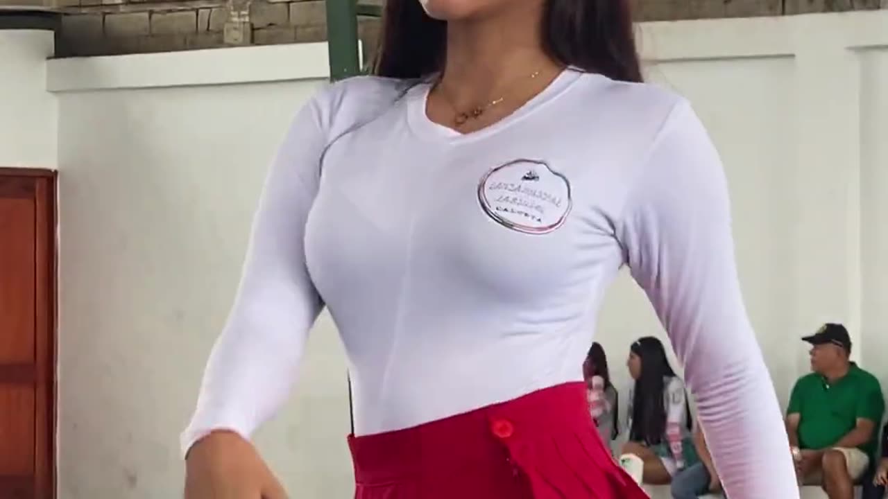 Bastoneras virales #desfile #videoviral