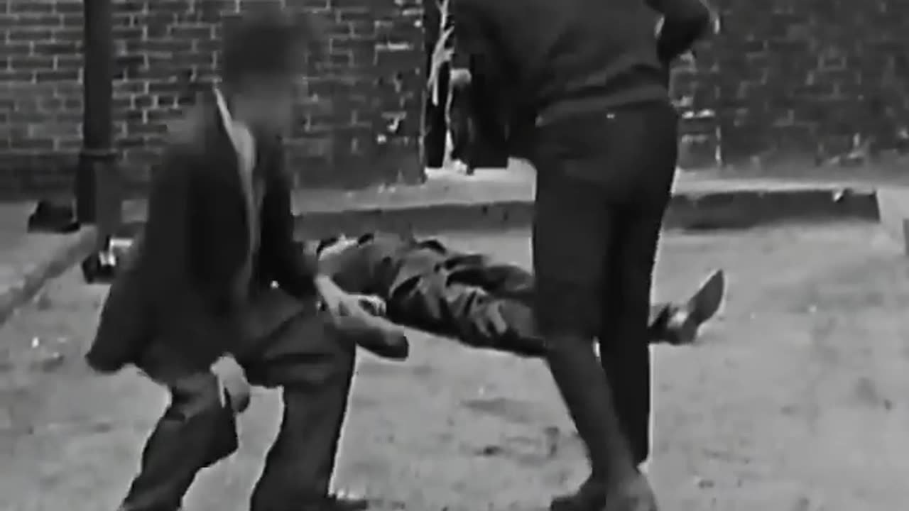 Charlie Chaplin_ the Punching Machine