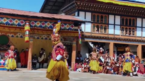 དགེ་ལེ་ཕུ། gelephu