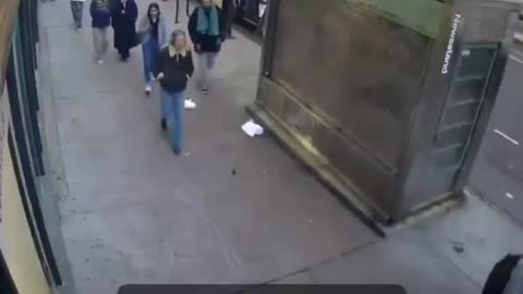 Homeless Career Criminal Assaults Female NYU Student on the Street