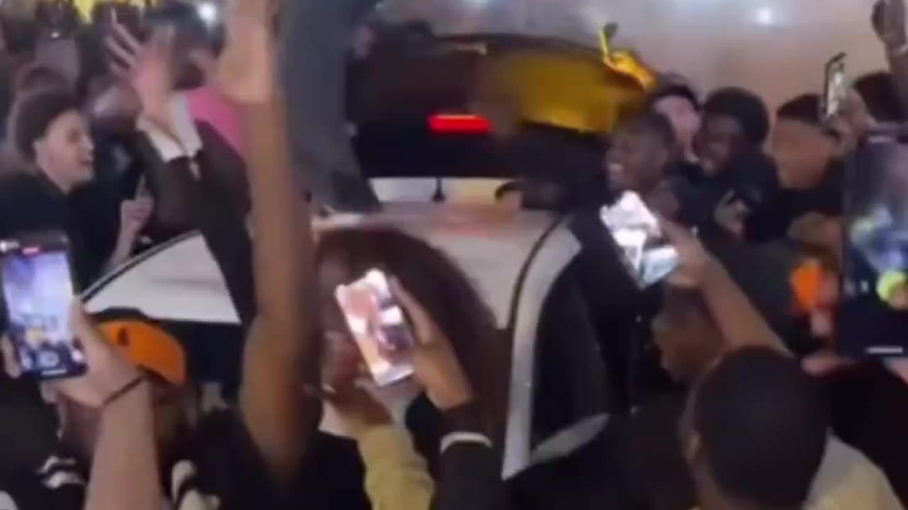 The Dutch police in Amsterdam appear to be in trouble. No surprises for criminals.