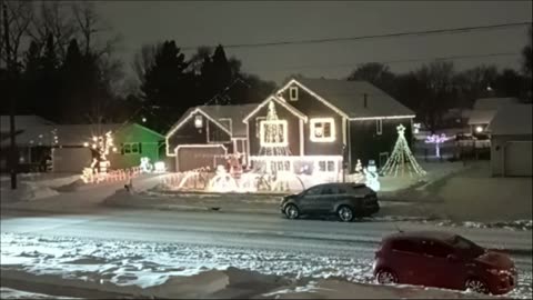 Christmas House live music and lights