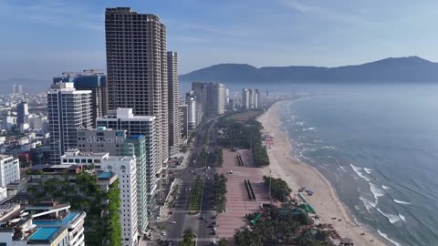 Vietnam Blew My Mind – Saigon to Hanoi in 14 Days | Travel Guide