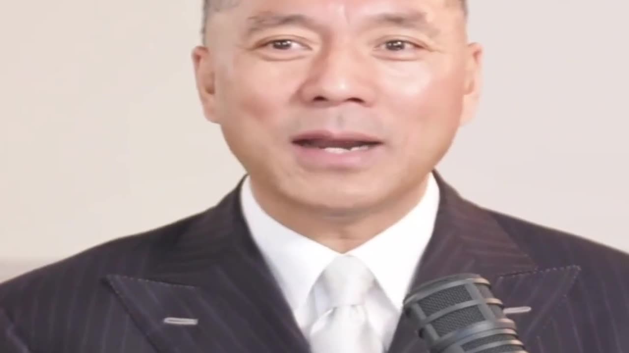 20220908文贵先生视频²: #知人不评 除了是成长中必经的修行,也是每个人面对你即将有的财富安全自保的手段。少说吧!可能你脱口而出的话在别人身上就是一座山,