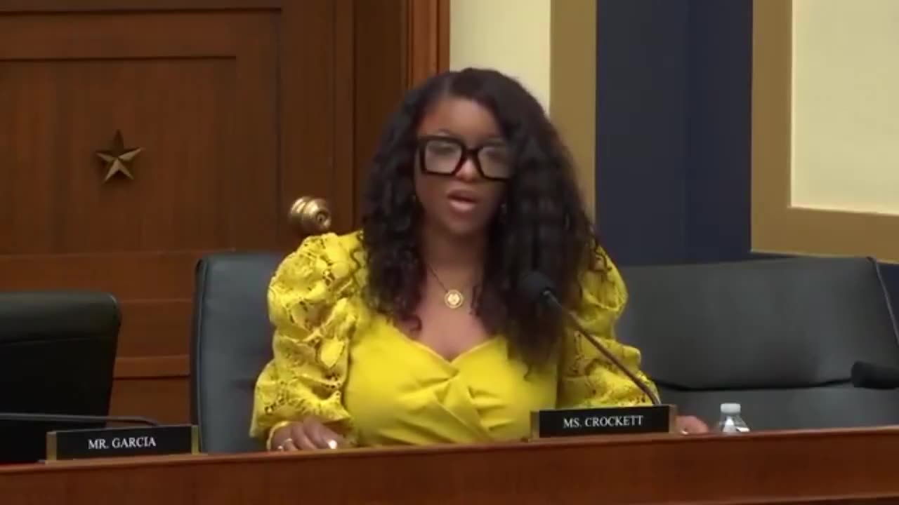 Despicable Jasmine Crockett attacks Melania Trump