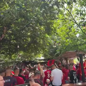 tifozet e kombetares, kendojne dhe kercejne