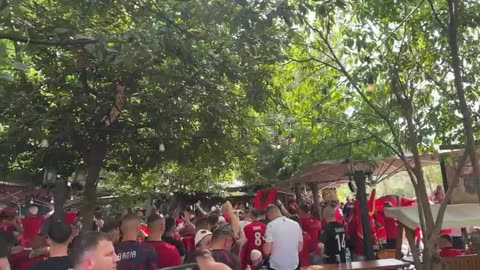tifozet e kombetares, kendojne dhe kercejne