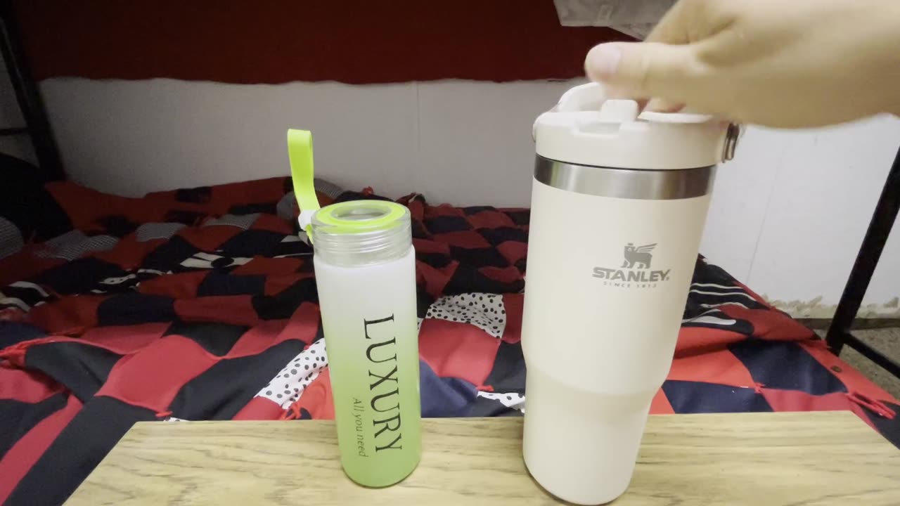 Stanley IceFlow 20 oz Tumbler with Flip Straw – Ash