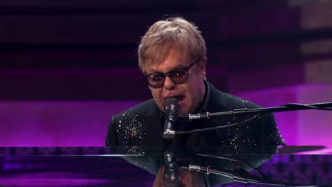 I'm Still Standing - Elton John (live)