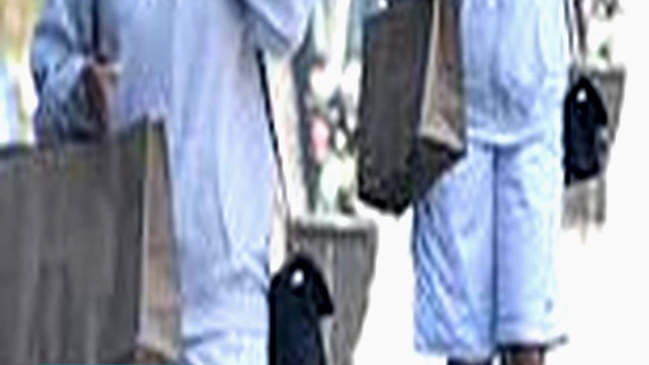 Amanda Bynes Vapes on Solo Outing in West Hollywoo