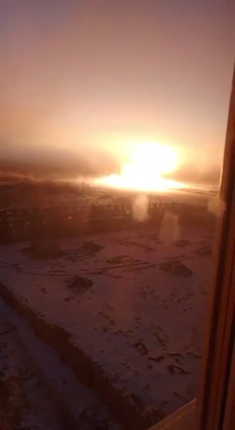 Absolutely Incredible Detonation of Oil Pipeline Through Omsk, Russia Hit by Ukrainians Overnight