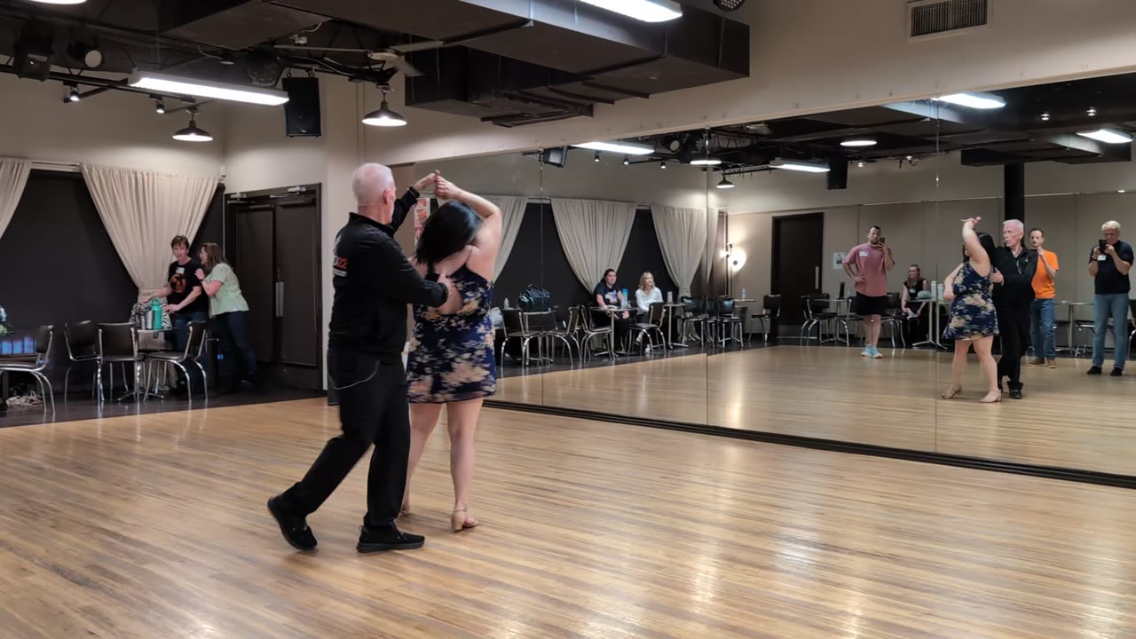 Two Step @ Studio 22 with Jim Weber 20250814 215749046