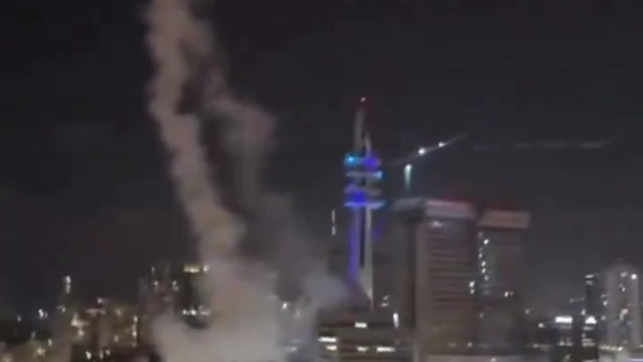 Tel Aviv and Haifa getting HAMMERED with Iranian high-tech missiles