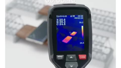 iPhone vs Xiaomi - Chocolate Heating Test 😂