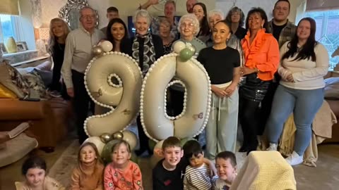 Great Grandma Gets Heartwarming Surprise Visit From Family on Her 90th Birthday