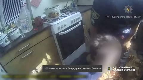 🚨🚑 Ukraine Russia War | Police Evacuate Injured Woman in Nikopol | RCF