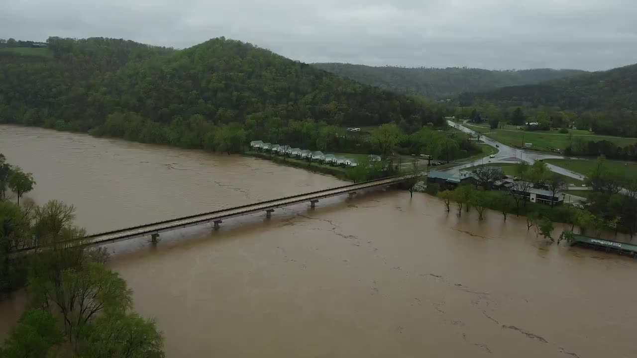 Video of the White River at Sylamore in Arkansas amid major flooding.
