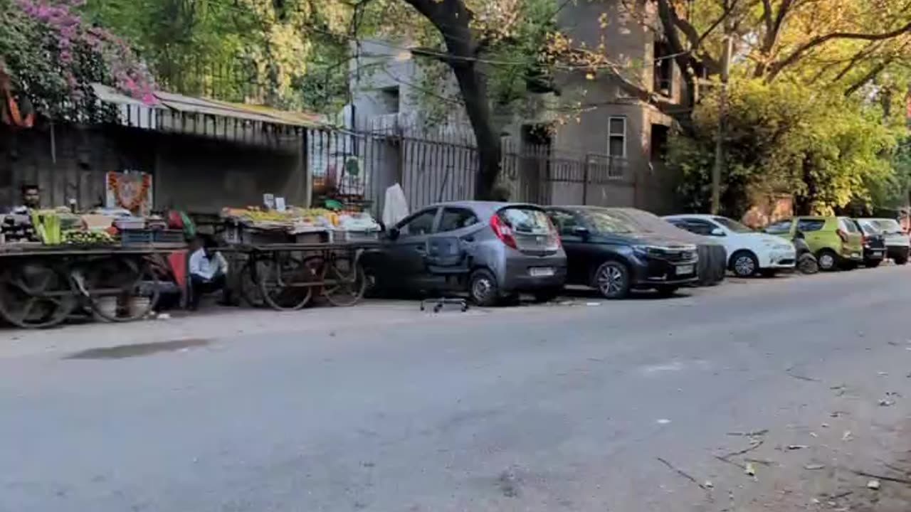 Street view Shahpur Jat, Delhi