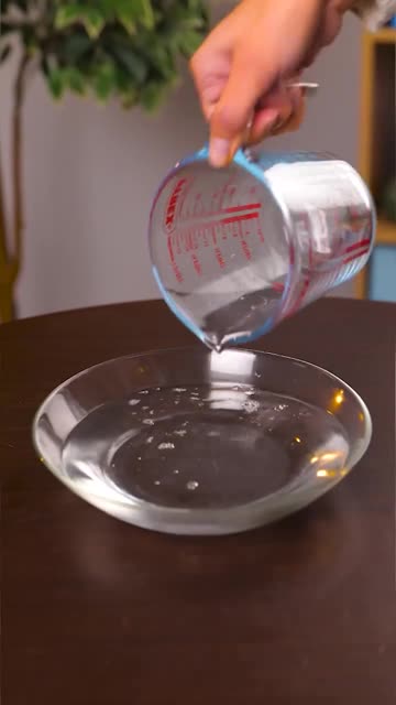 From yellowed to fresh - watch the glow-up 👕