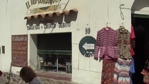 Humahuaca (provincia Jujuy, Argentina, subtitulos en Espanol)