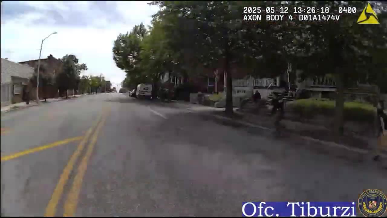 Baltimore Police Air out Armed Black Man