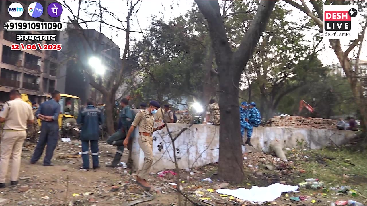 सड़क पर भी गिरा प्लेन क्रैश का मलबा, यह डरावना मंज़र आपको हिला देगा | Desh Live | Sahal Qureshi