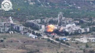 ✈️🇺🇦💣 Destruction of Russian brigade command post in occupied Soledar with airstrike.