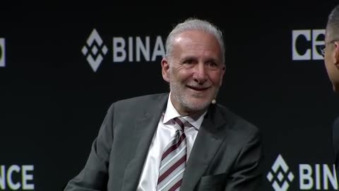 Bitcoin vs Gold: CZ and Peter Schiff Clash Over the Future of Money