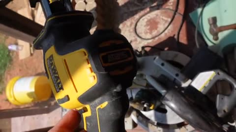 Dewalt Recip One Hand Saw DCS369 - Amazon Review