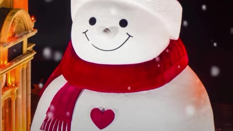 Crean un enorme muñeco de nieve en China