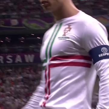 CR7-all attention to ME