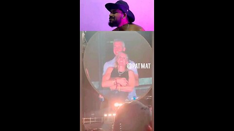 coldplay funny event 🤣🤣🤣