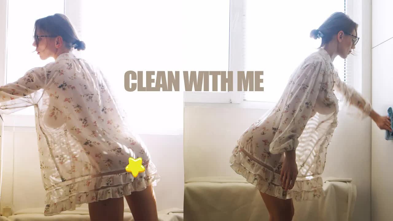 ❤️ Transparent windowsill cleaning with fit Tina in a dress