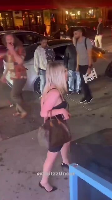Drunken girl goes on racist rant and instantly gets KARMA!!!!!!!!🥹😱🥴🤬😂🫠🤣