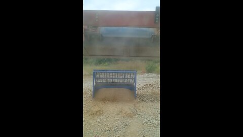 Bear Iron Works Grizzly Rock Screen.