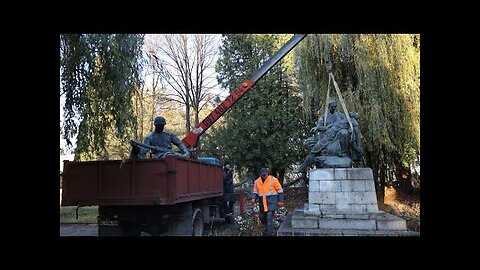 ПРЕДАВШИЕ ОТЦОВ СВОИХ...