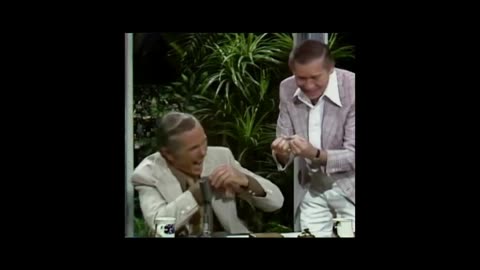 Milton Berle shows Johnny Carson how Jerry Lewis directs #johnnycarson #jerrylewis #miltonberle