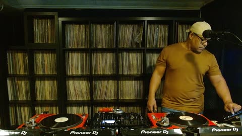 Vinyl Sessions with Wil Milton 9.24.25