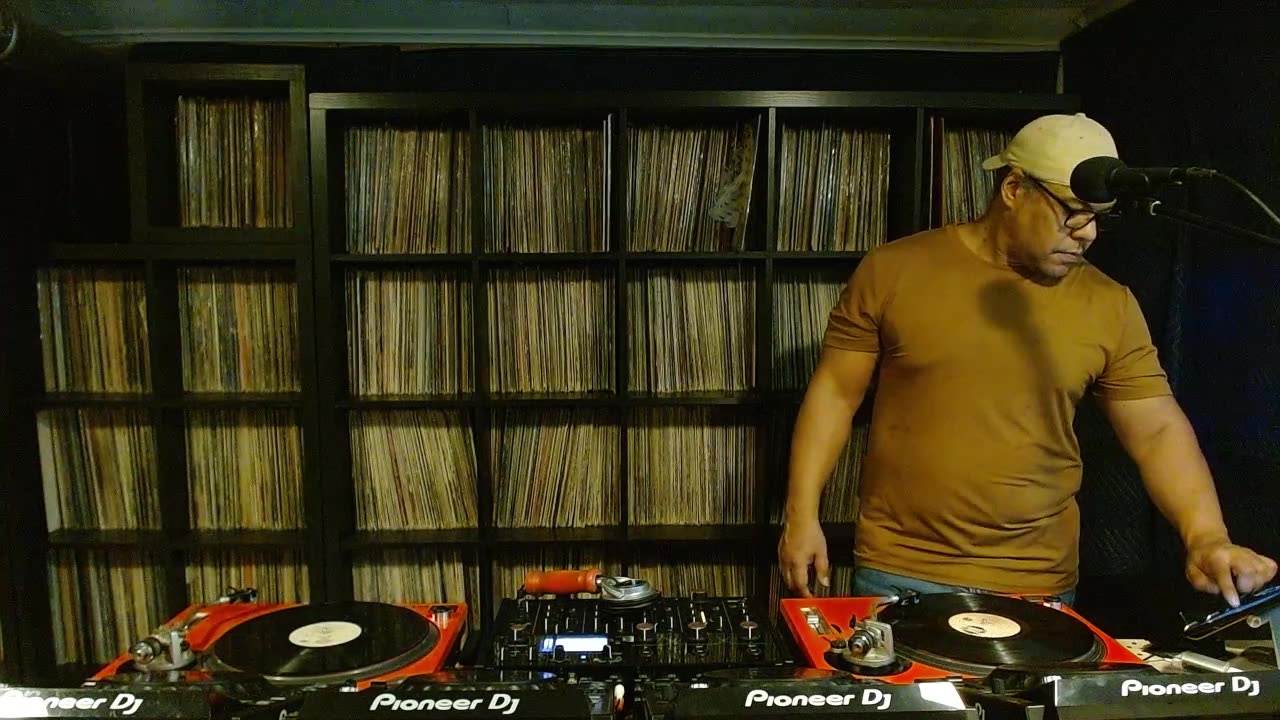 Vinyl Sessions with Wil Milton 9.24.25