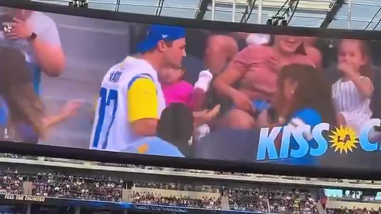 It's not your day, dude 🥹